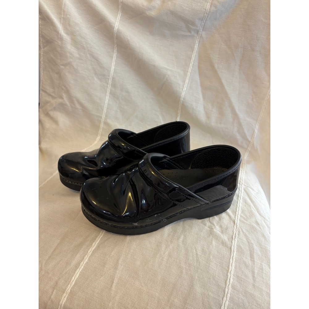 Dansko Professional Black Patent Leather‎ Clogs Womens Size 38 Nursing Shoes